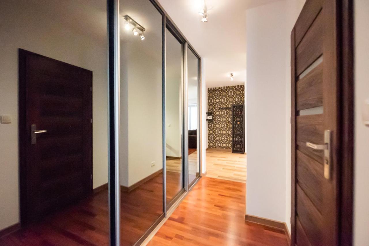 Apartment Malborska Lovely Warsaw